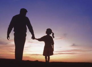 Fathers play a key role in helping their young daughters overcome loneliness