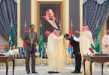 Eritrea and Ethiopia sign peace agreement in Saudi Arabia overseen by King Salman