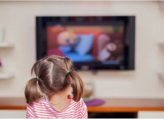 Limiting children’s recreational screen time to less than two hours a day, and having sufficient sleep and physical activity is associated with improved cognition