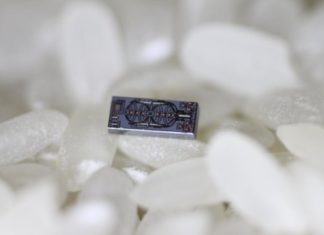 Engineers create an optical gyroscope smaller than a grain of rice
