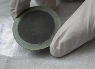 There’s a new cell that runs on cheap fuel at temperatures comparable to automobile engines and which slashes materials costs