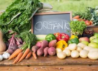 A new study suggests that organic food help you to reduce your risk of cancer