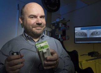 Gulf War veterans with unexplained illnesses can improve their balance with a device