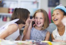People who have fond memories of childhood, specifically their relationships with their parents, tend to have better health