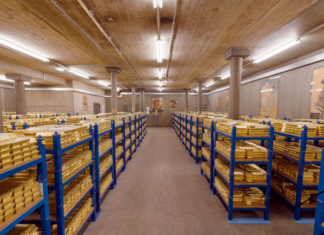 Why Central Banks are Buying Gold Fastest Since 2012 ?