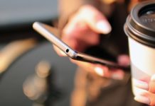 College students prefer food deprivation over smartphone deprivation