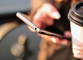 College students prefer food deprivation over smartphone deprivation