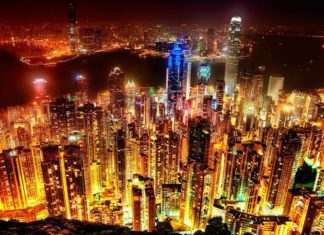 A significant association has been found between artificial exposure to external light at night and insomnia
