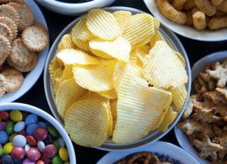 Researchers report snacking can raise inflammation and contribute to metabolic diseases