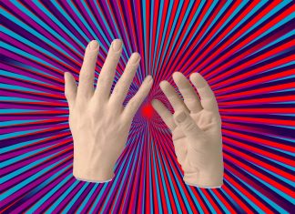 Mirror activity : Long contractions of muscles in one hand increase involuntary reactions in the other