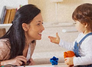 Parents who communicate with their infants help improve language skills and later abilities