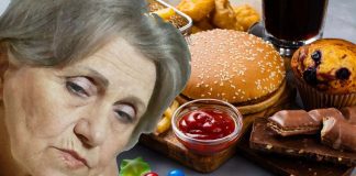 Researchers found that postmenopausal women who consume a diet high in refined carbohydrates can develop insomnia