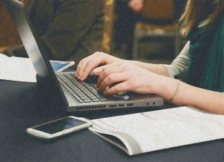 Students : surfing the web lower the motivation to study and the academic performance