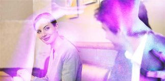 Easy-to-seduce men do not attract women
