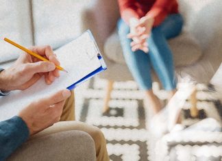 Only 16 hours of cognitive behavioral therapy (CBT) can have very positive effects on hypochondriacs 10 years after treatment