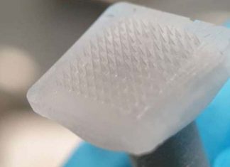 Cryomicroneedles: the new intradermal therapeutic cell delivery