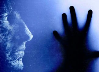 Sentirsi annoiati può essere un fattore determinante per scatenare un comportamento sadico