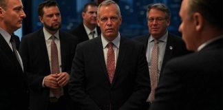 Crittografia del segnale e crisi del Signalgate del 2025: implicazioni geopolitiche, vulnerabilità tecnologiche e politica di sicurezza nazionale degli Stati Uniti nell’era Trump